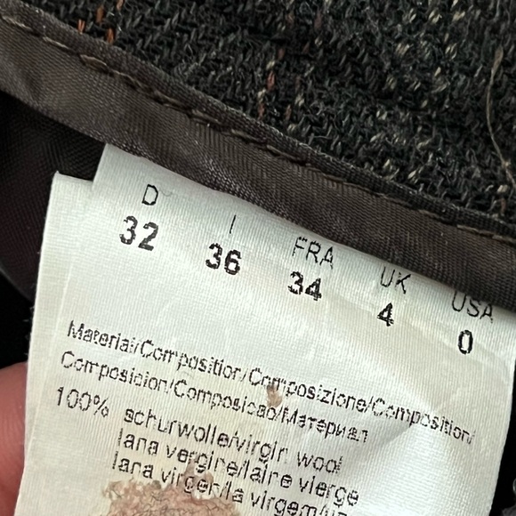 100% wool Hugo Boss dress pants - Picture 5 of 5